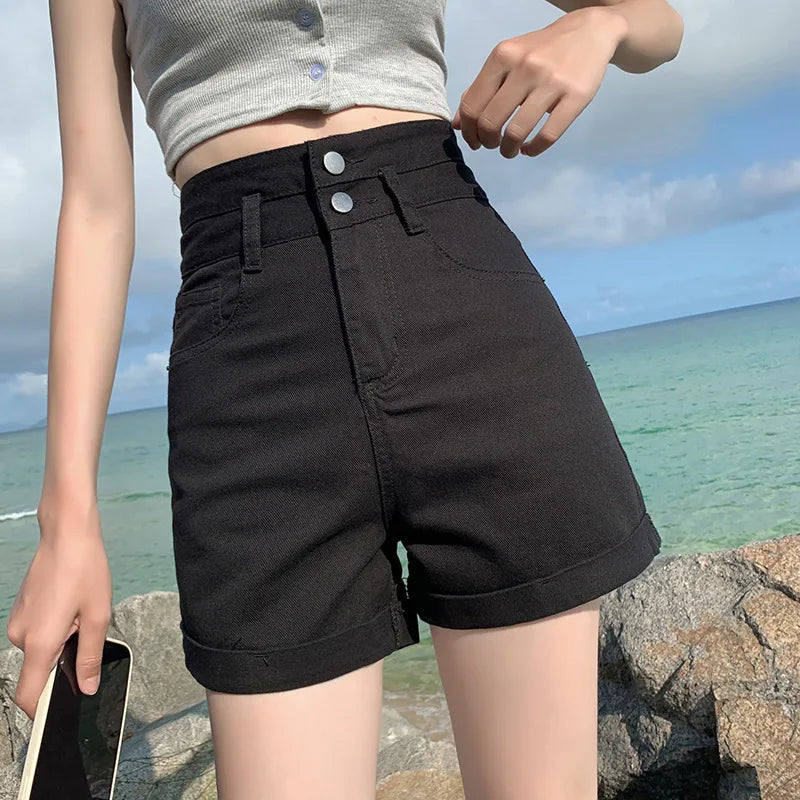 Women's Simple Double-button Denim Shorts. New Summer Loose-fitting, High-waisted, Casual Straight-leg Rolled-up Jeans for Women